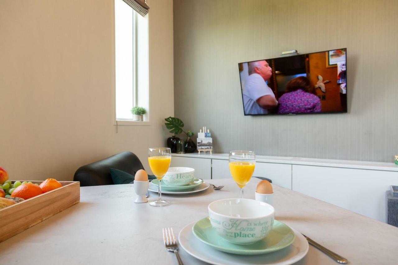 Watertorenhotel Nes Nes  Εξωτερικό φωτογραφία